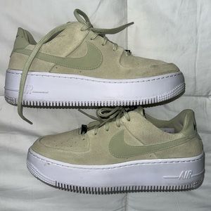Women’s Nike Airforce 1